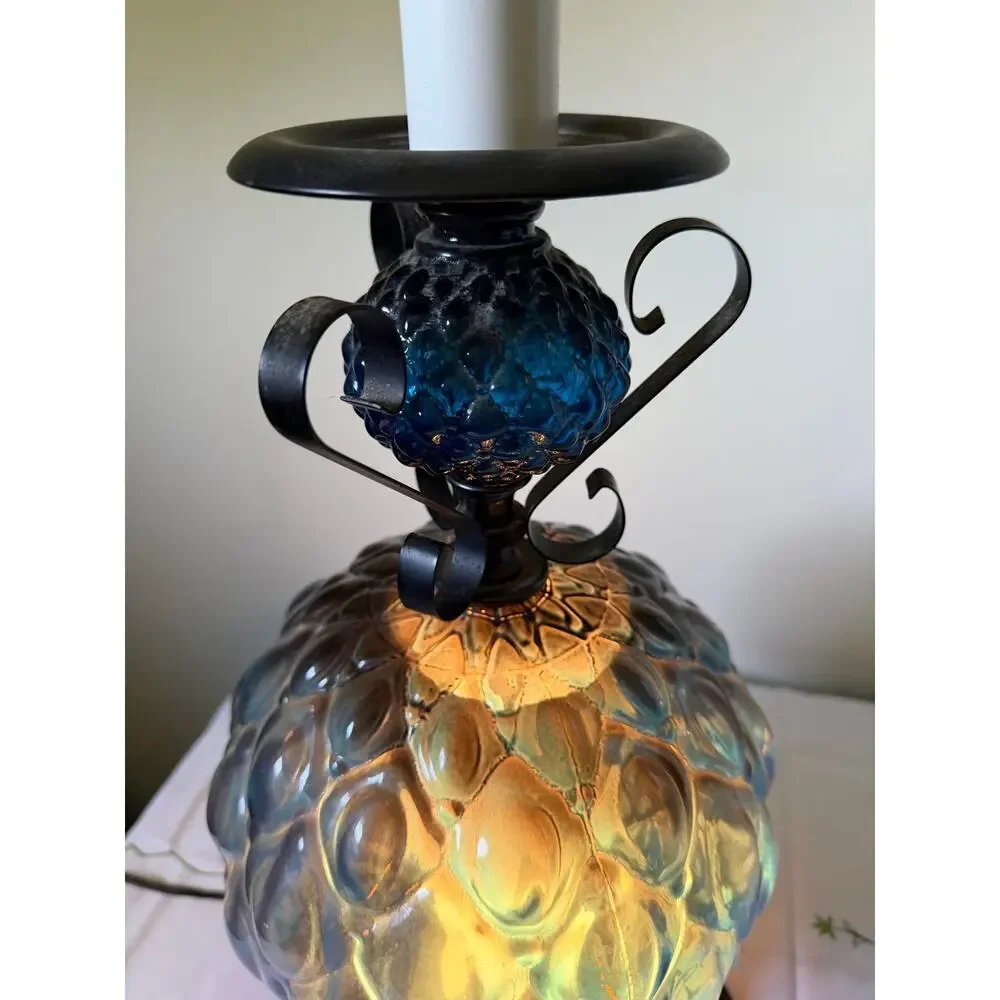 Vtg 1970s Hollywood Regency EF & EF Industries Blue Light Up Lamp